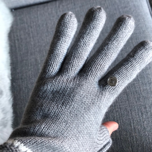 GORGEOUS CALVIN KLEIN CONVERTIBLE LONG GREY GLOVES - Picture 5 of 8